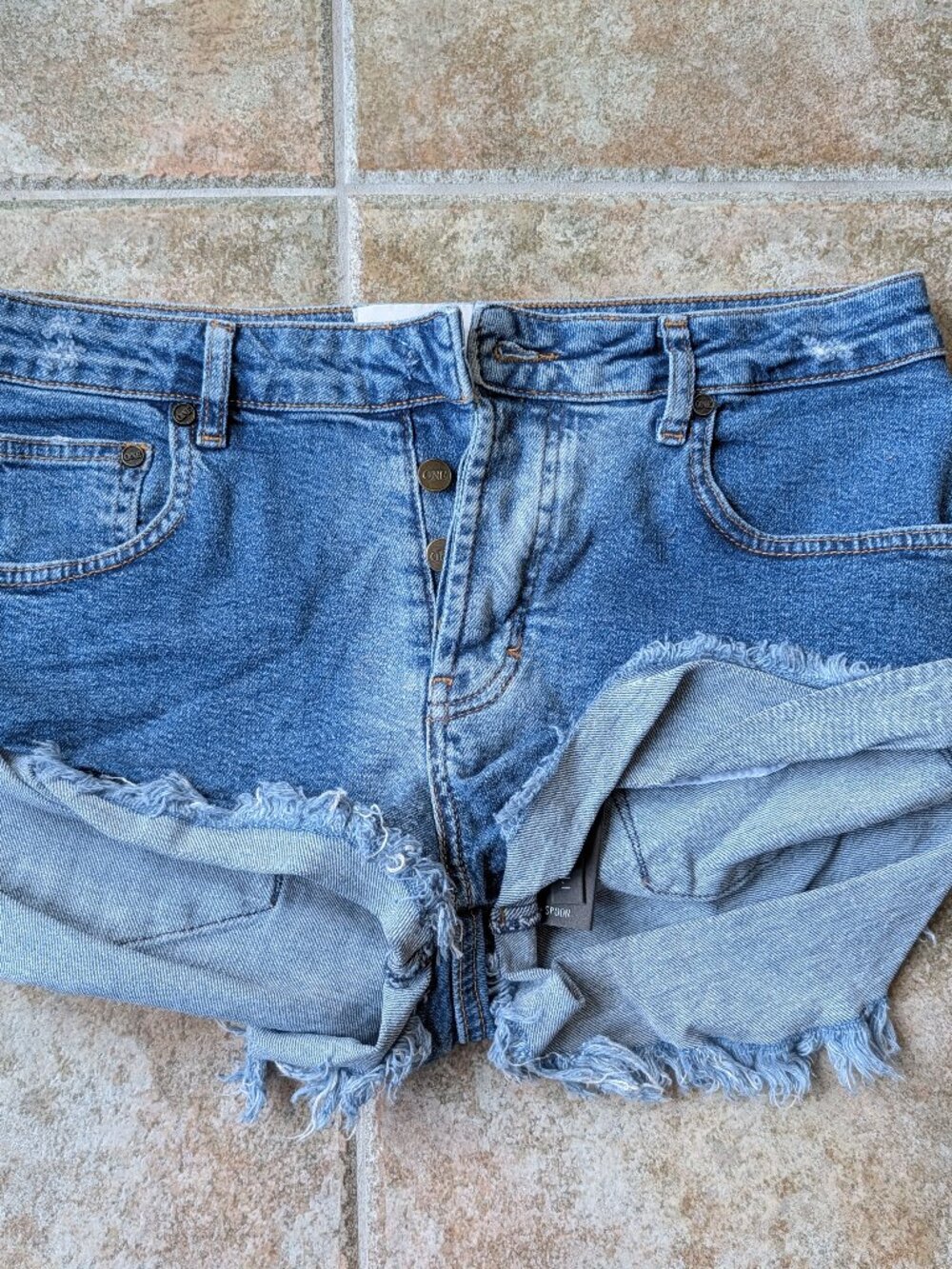 One Teaspoon Bandits - Low Waist Cut Off Shorts, Soho - Sz 27 - Missing Button